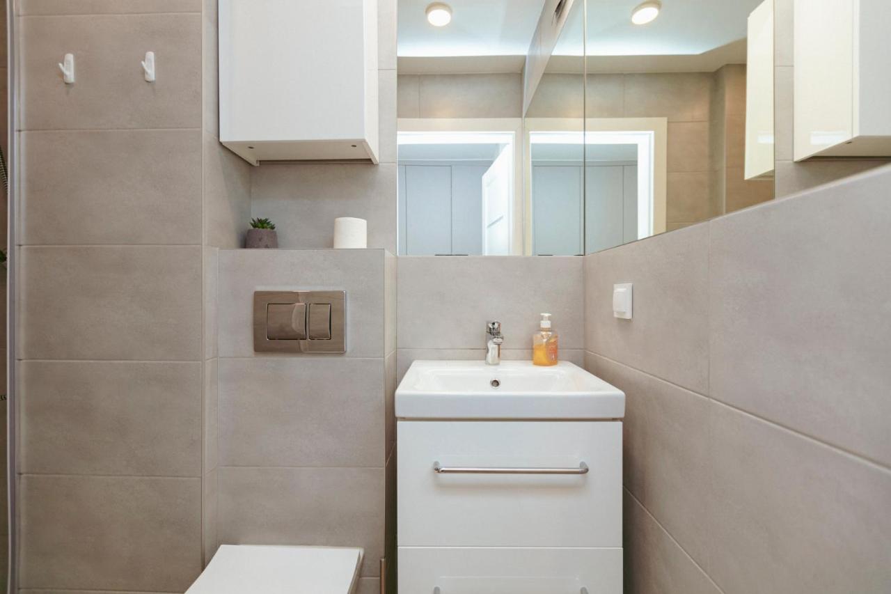 Bagno 7 - Piekny Widok Na Palac Kultury - Wifi - Smarttv 45Cali - Better Rental Varšava Exteriér fotografie